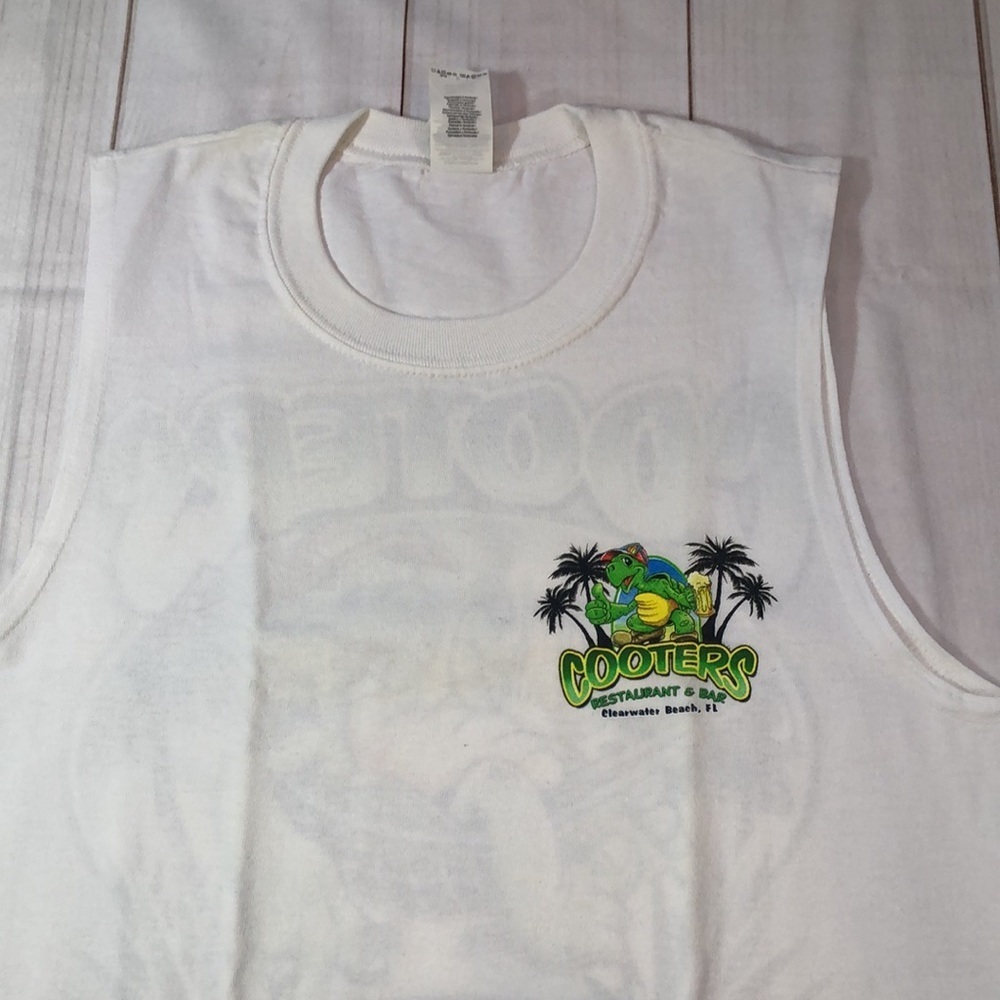 NEW GILDAN ULTRA COTTON GRAPHIC MUSCLE SHIRT 100% COTTON COOTERS BAR MENS SMALL - Picture 4 of 11